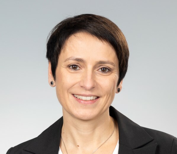 Dr. Claudia Dellori